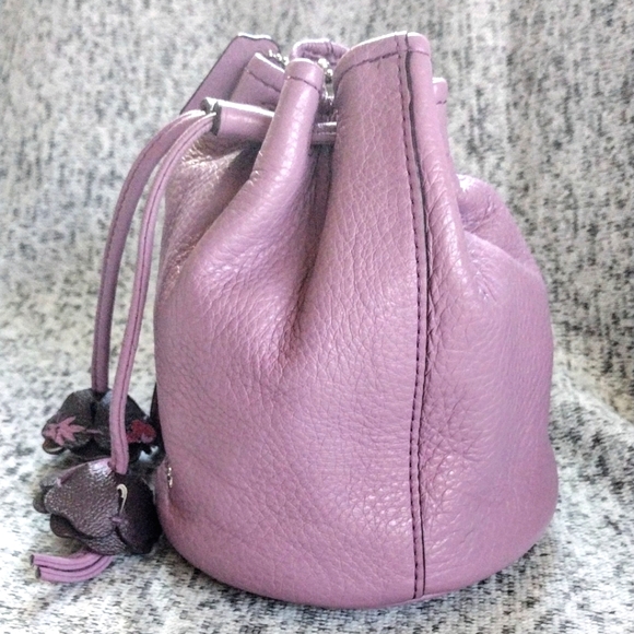🪻NWOT Coach Lilac Purple Pebbled Leather Petal Floral Bucket Wristlet Pouch Bag - Picture 6 of 13
